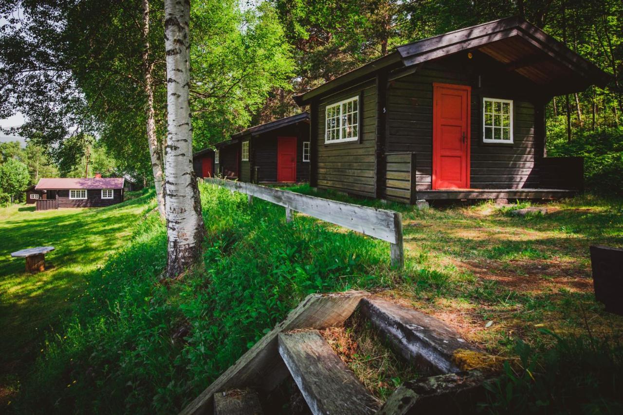 Hotel Ljoshaugen Camping Dombås Exterior foto